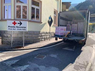 Federcoop | Cccb-Casse Rurali e eSait-Famiglie Cooperative donano colombe a novemila operatori sanitari e assistenziali del Trentino