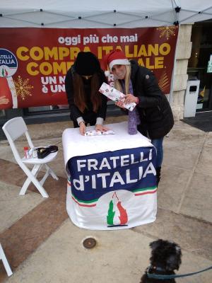 FDI | SUCCESSO DELLA CAMPAGNA "COMPRA ITALIANO, COMPRA LOCALE. UN NATALE TRICOLORE È UN NATALE SOLIDALE"