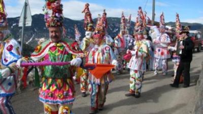 La tradizione nel... "Carnevale dei Matòci" di Valfloriana